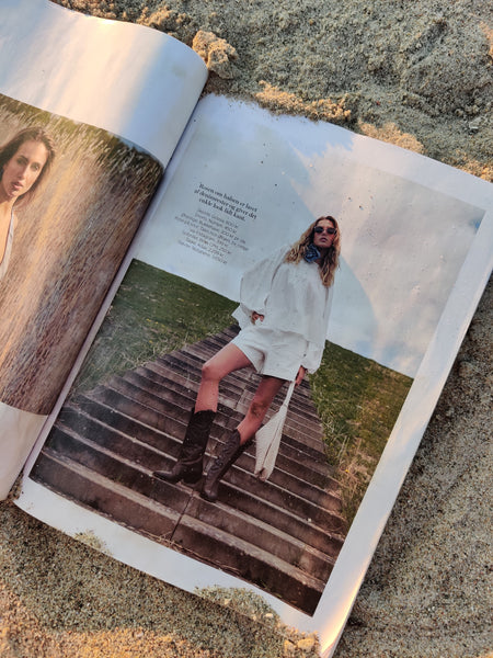 Tales denim rose, lavet er genbrugsmaterialer, vist i Alt for damerne.Denimrosen er håndsyet og produceret i Danmark. køb eller bestil hos talesbyceline.dk