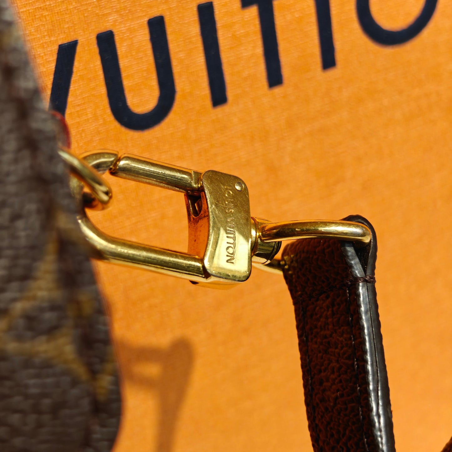 Louis Vuitton taske |T A L E S|