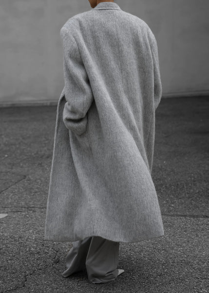 Shop John Oversized Coat - Camel fra The Frankie Shop secondhand hos Tales